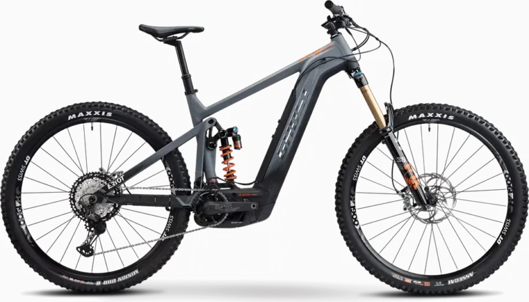 E-RIOT EN FULL PARTY