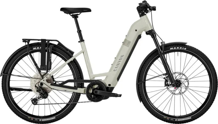 Pathlite:ON 8 SUV step-through